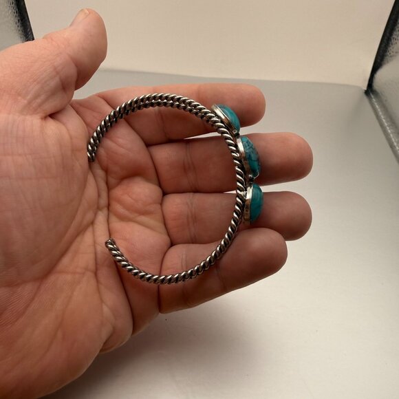 Vintage Southwestern Style Silver Tone Turquoise Cuff Bracelet – Fashion Jewelry - Picture 5 of 7